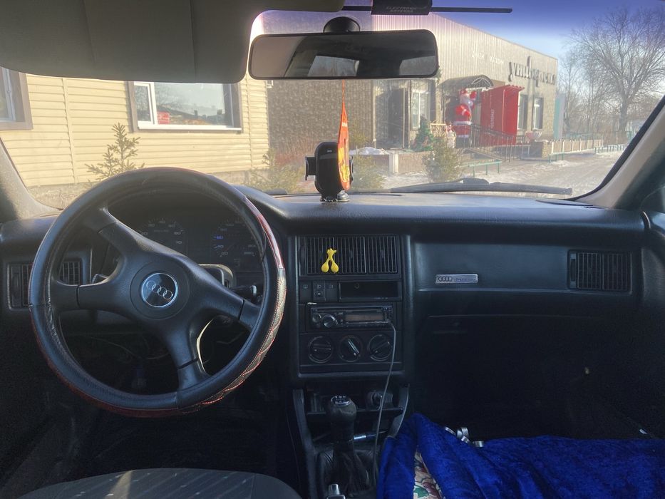 Ауди 80 1.8 моновпрысок