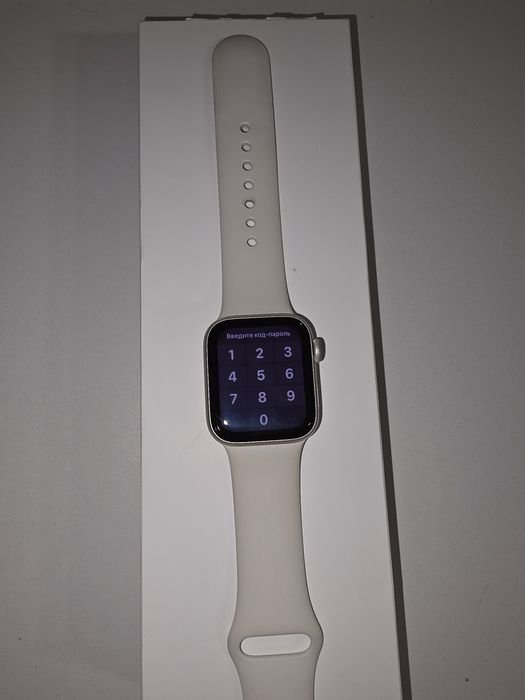 Apple Watch SE 2 (40 mm) продам