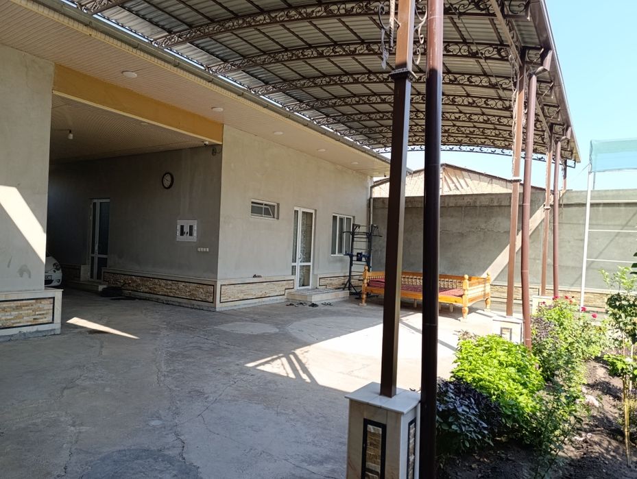 Продаётся дом. Срочно 8 соток