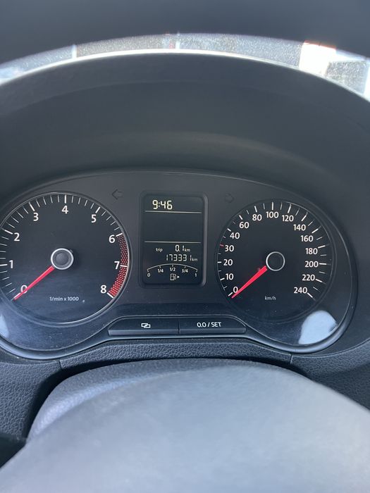 Volkswagen polo 2010 r6