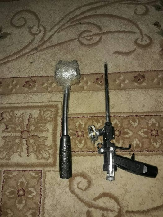 Здравствуйте продам писталет и молоток
