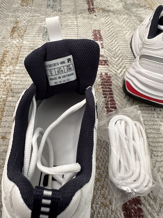 Кроссовки fila новые