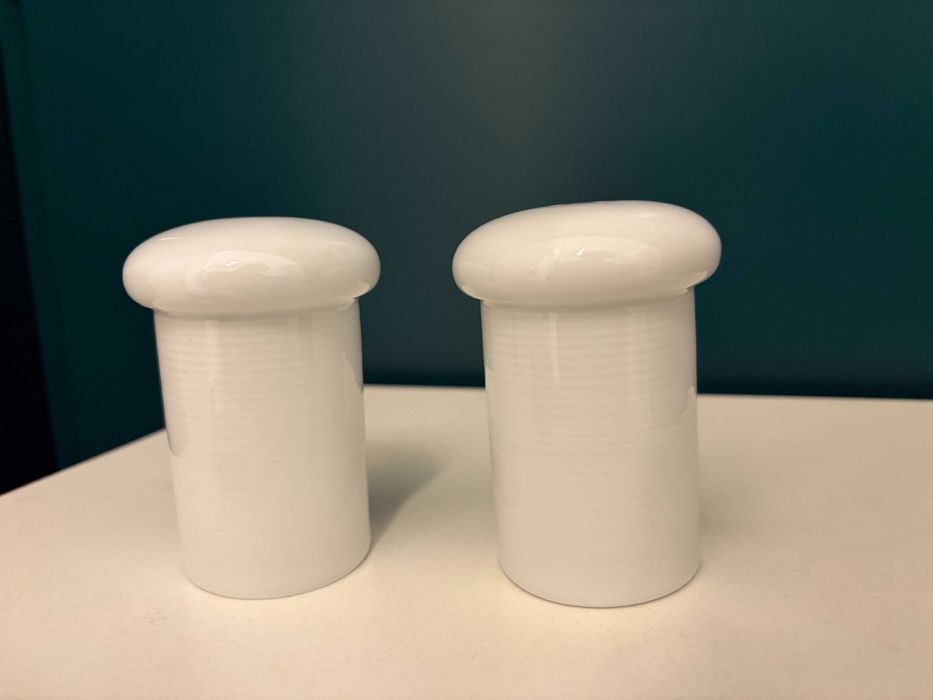 Solnițe Art Deco Thomas Rosenthal, Germania – Porțelan alb, set 2 buc