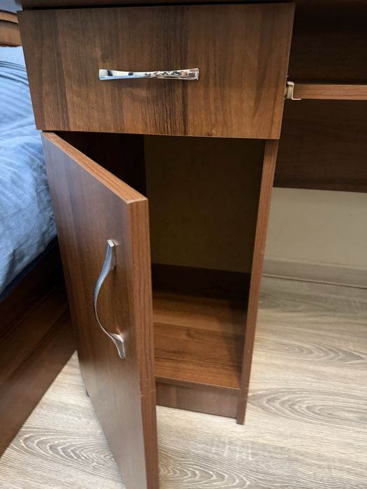 Письменный стол для учебы