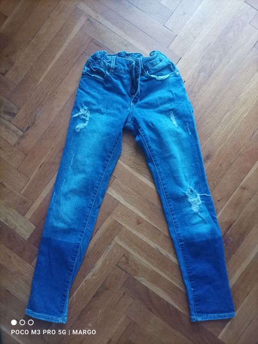 Дънки ,на  zara  140 и 152