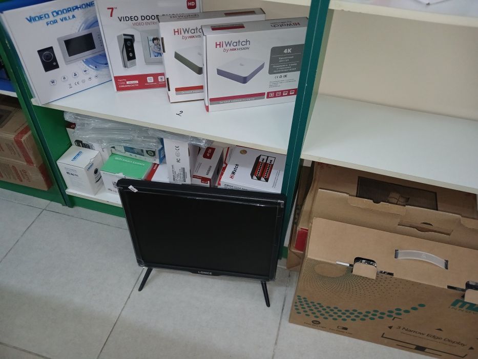 Видеокамеры , домофоны , мониторы, регистраторы