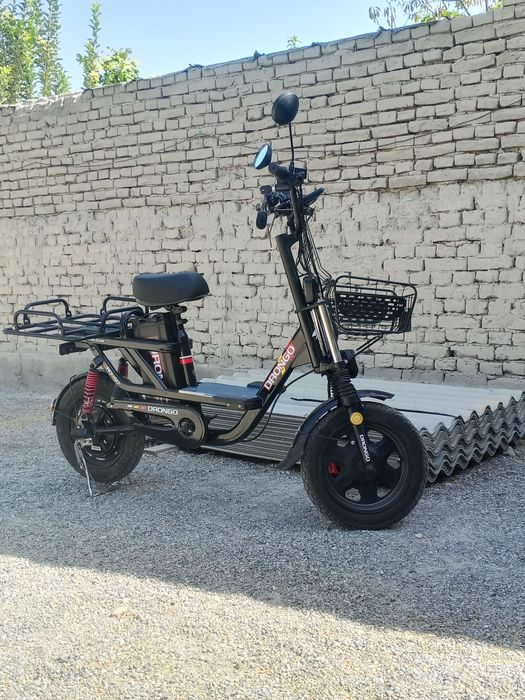 Drongo skuter holati ideal