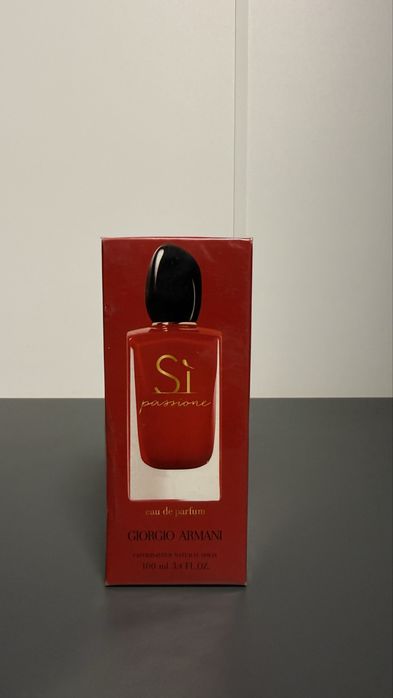 Giorgio Armani Si Passione