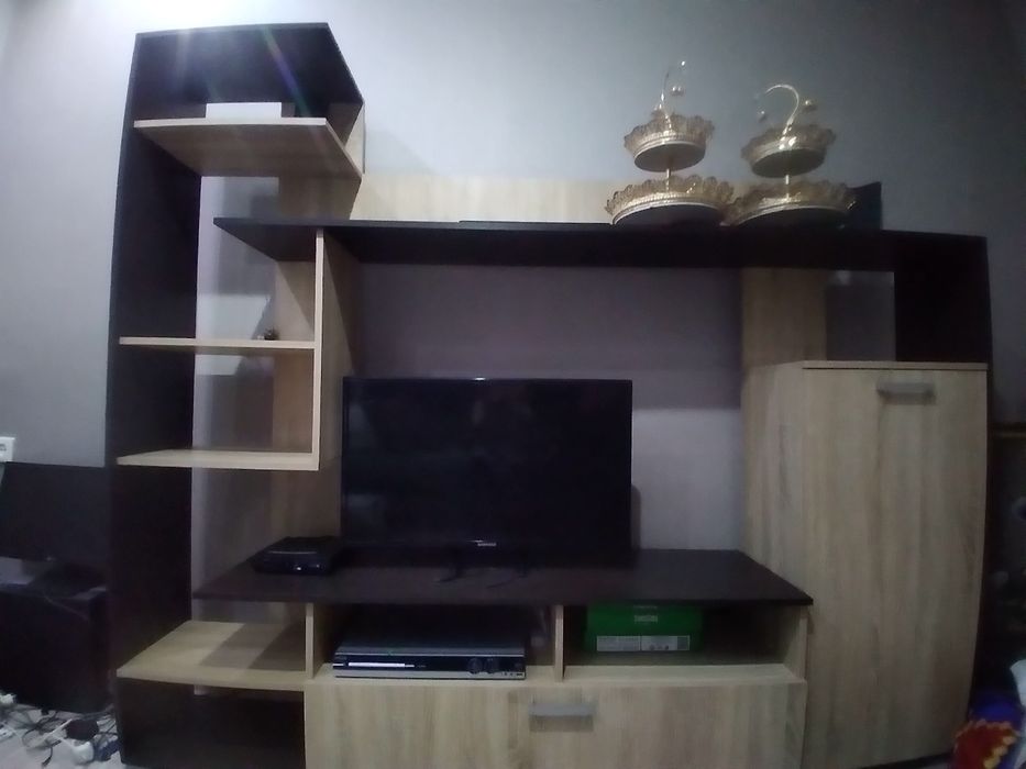 горка для телевизора