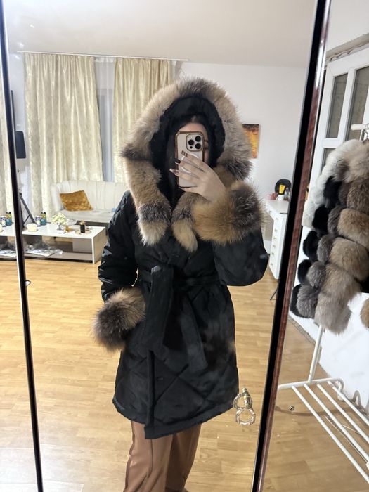 Geaca de fas impermeabil cu blana naturala