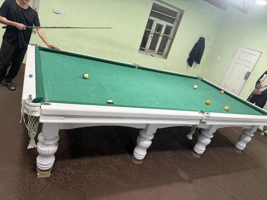 Bilyard sotiladi 1400$ kelishiladi