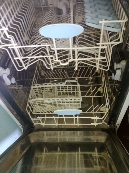 Idish yuvish moshina