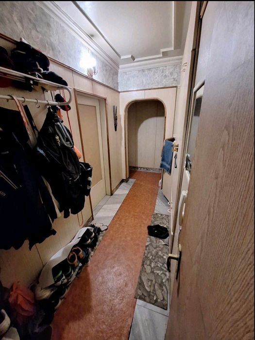 Продава се Двустаен апартамент в Плевен, Сторгозия - 73 кв.м за 1028 €/кв.м - Снимка #9