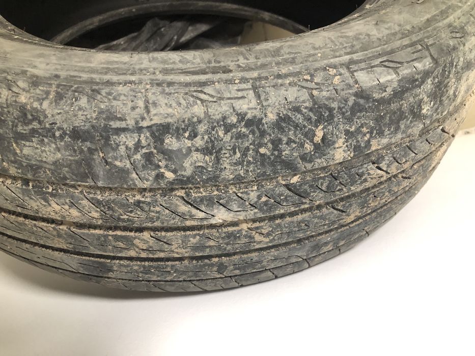 Шины Nitto летние три штуки