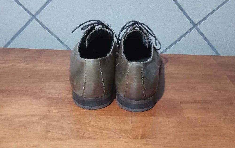 Vând pantofi bărbați din piele – Bugatti – mărimea 44