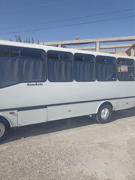 Isuzu np 37 myaxki