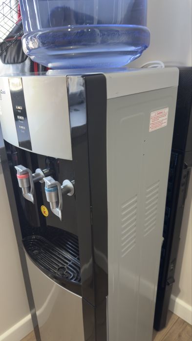 Продаю кулер в отличном состоянии