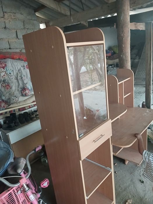 Стол для компьютера