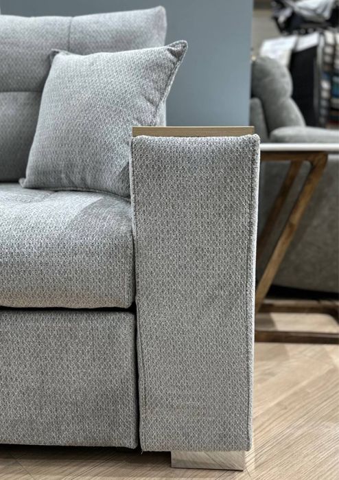 Угловой диван для гостиной