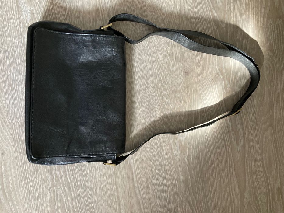 Чанта-планшет, висококачествена кожа