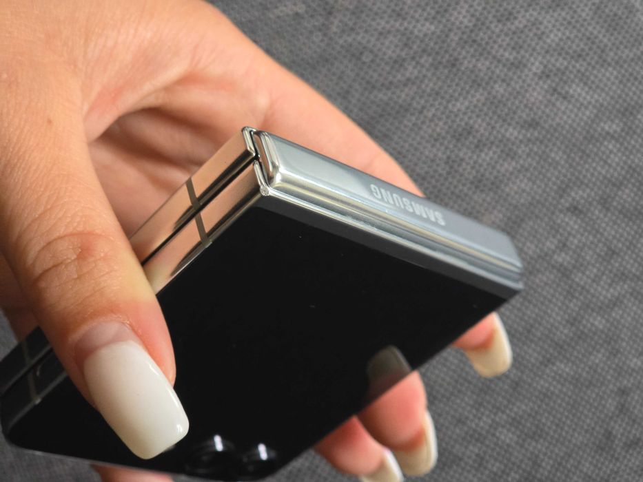 Samsung Galaxy Z Flip 5 8GB | 256GB