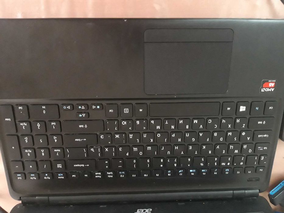 Продам ноутбуки acer на запчасти