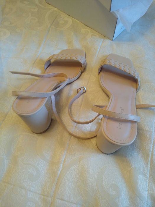 Sandale moderne dama mărimea 39