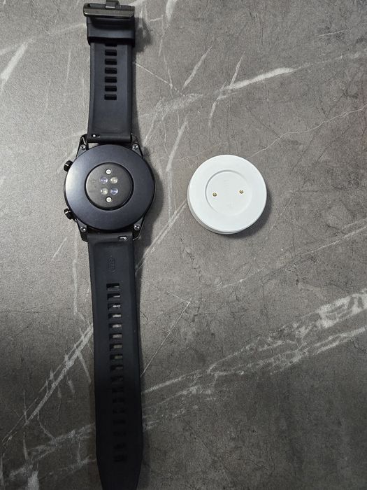 Vând ceas huawei gt2