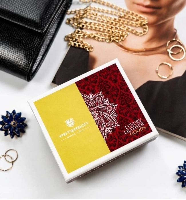 Дамско портмоне Peterson