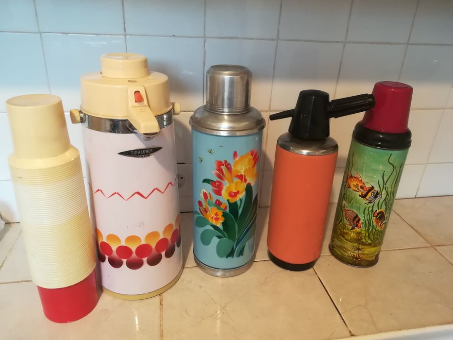 Термоси ретро модели