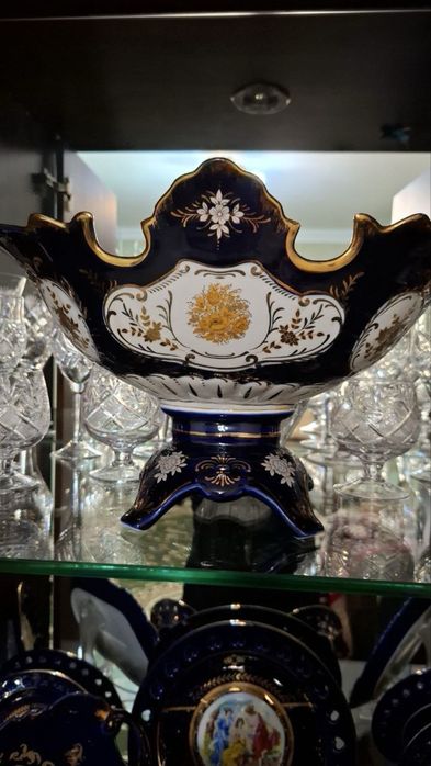 Набор темно-синый посуды