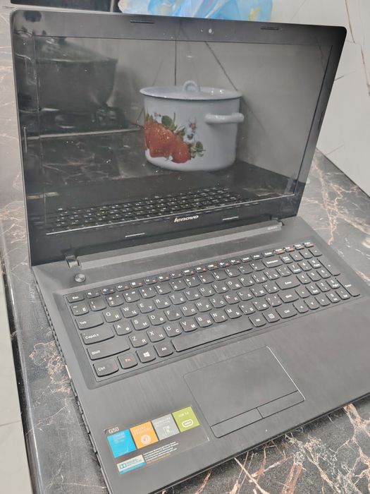 Ноутбук сатылады