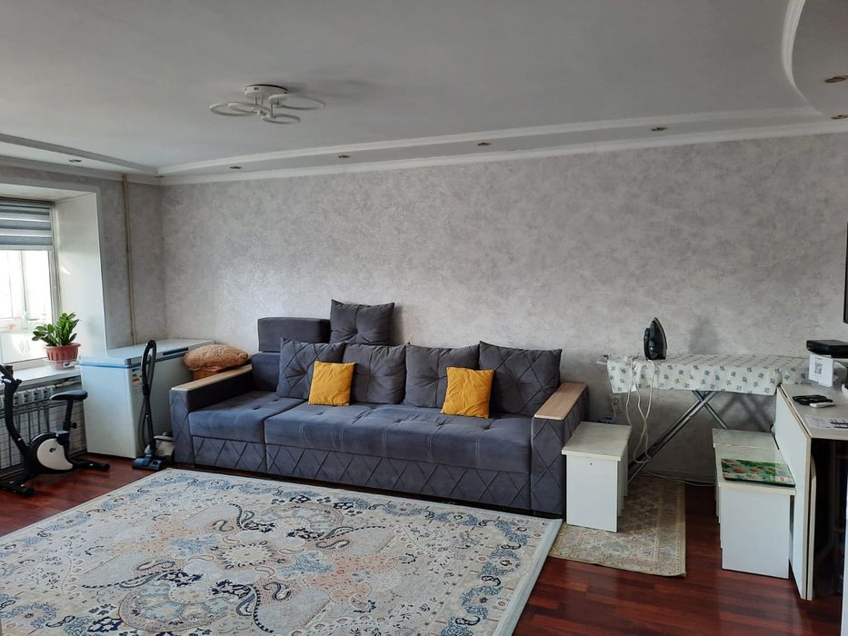 Срочно продам 2-х комнату квартиру