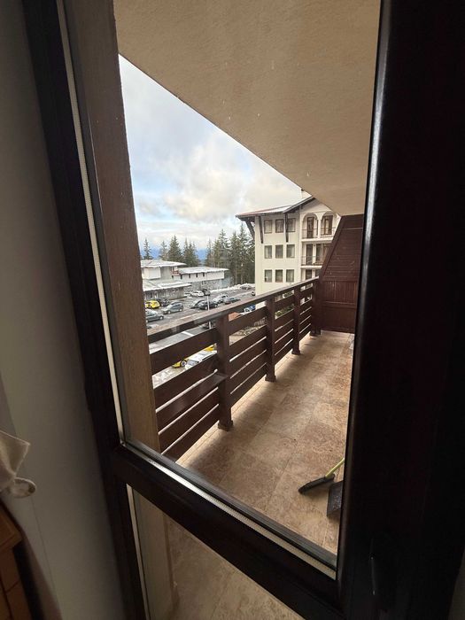 Продавам Двустаен Апартамент в Пампорово