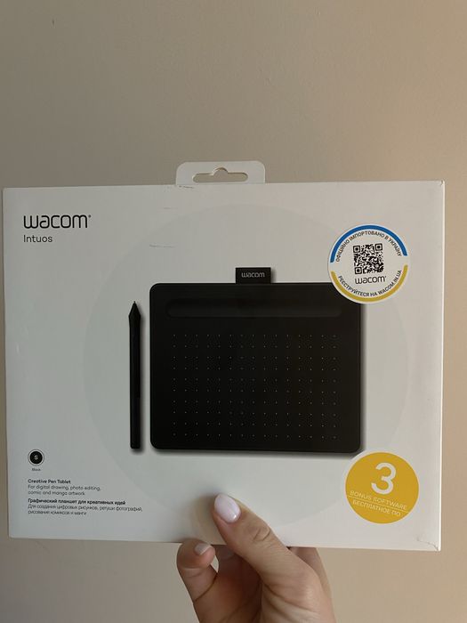 Графичен таблет Wacom Intuos S черен