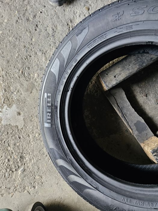 2 anvelope vara 215 65 17 Pirelli