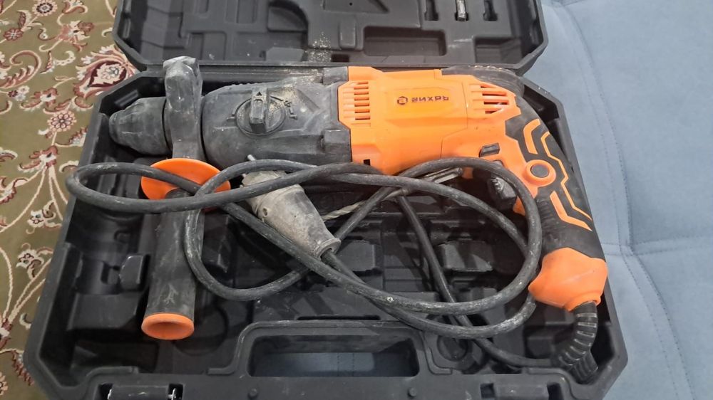 Продам электроинструменты