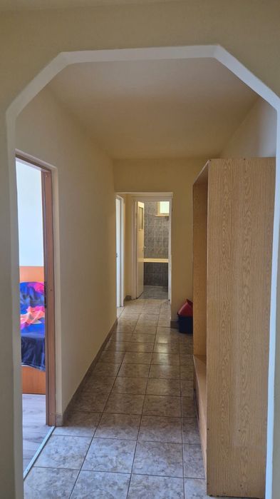 De inchiriat apartament 2 camere