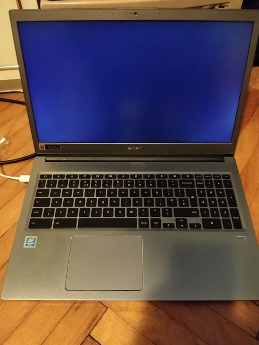 Vând Acer chromebook