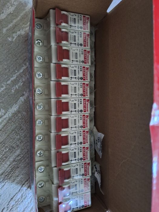 Продам Автоматические выключатели ВА47-63