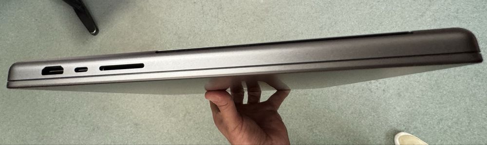 MacBook Pro M3 Pro 16,2-inch. 18GB Memory. 512 GB SSD.