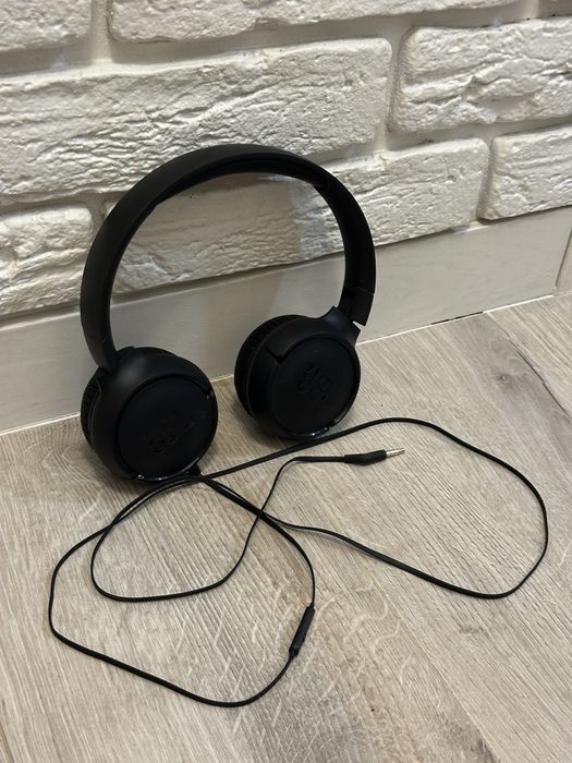 Наушники JBL проводные