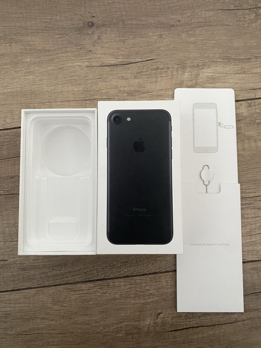 iPhone 7, 32 ГБ | Коробки