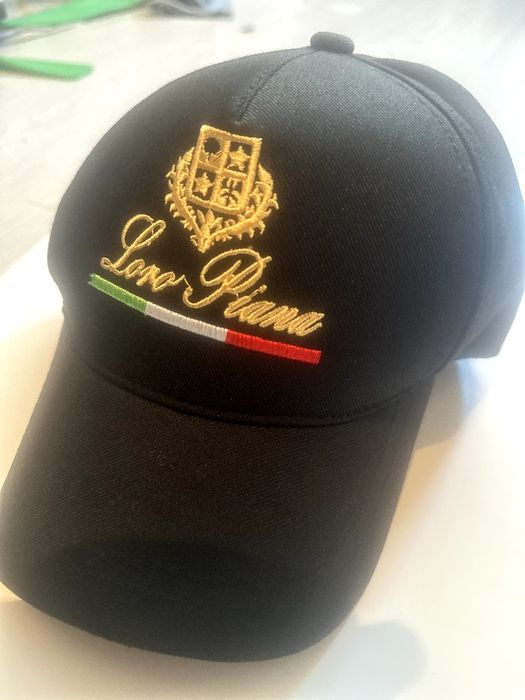 Кепка чёрная оригинал