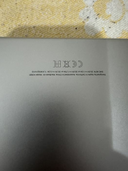 macbook air m2          ,