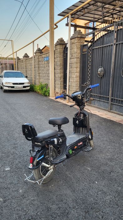 Скутер сатылады аманат х5