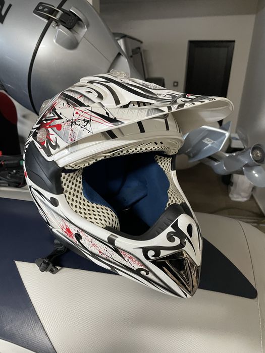 Каска airoh в перфекно състояние