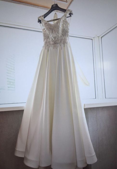 Платье свадебное