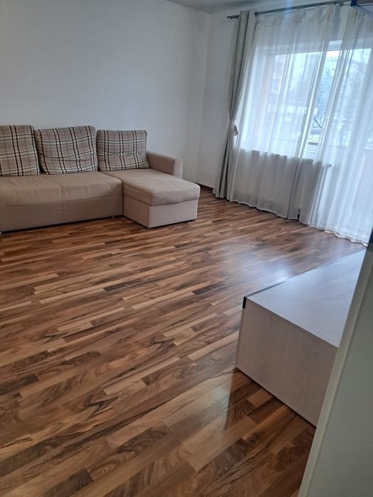 Proprietar vand apartament 2 cam Tractoru /Brasov