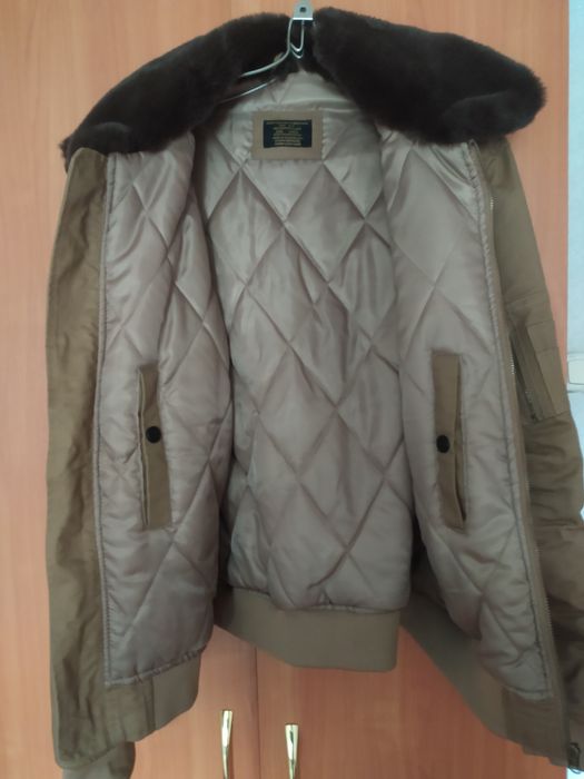 Продам куртку мужскую .